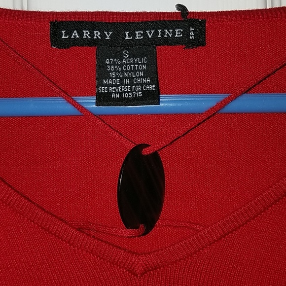 Red sweater - Picture 2 of 2